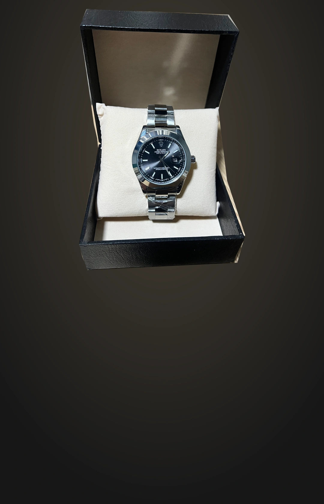 Datejust cadran noir — photographie originale, composition ZAMANE
